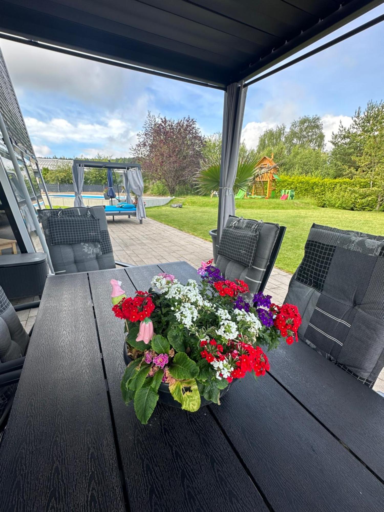 Villa Wanderlux Zella-Mehlis Exteriör bild